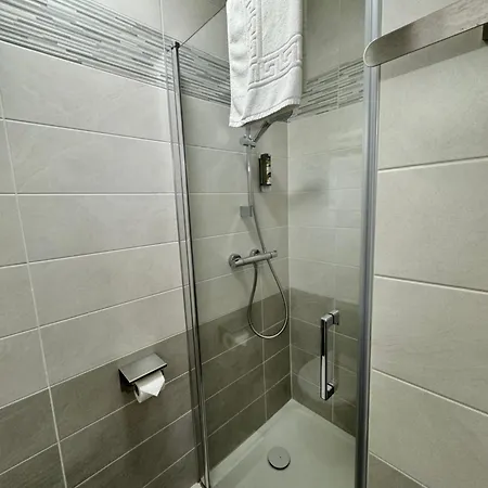 Logis Restaurant Le Mirador 호텔 3*