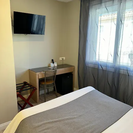 Logis Hotel Restaurant Le Mirador 3*