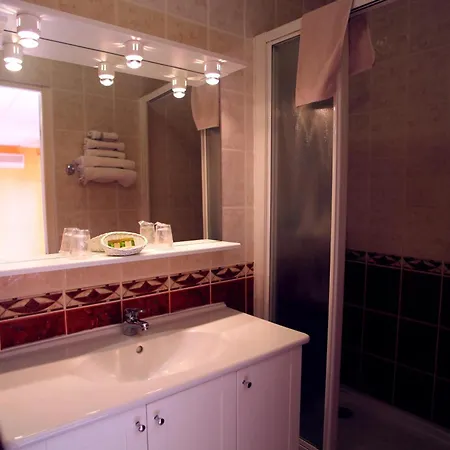 Hotel Logis Restaurant Le Mirador