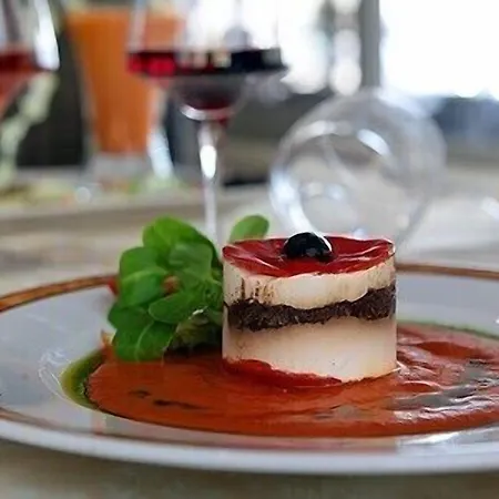 Logis Restaurant Le Mirador 3* Portiragnes