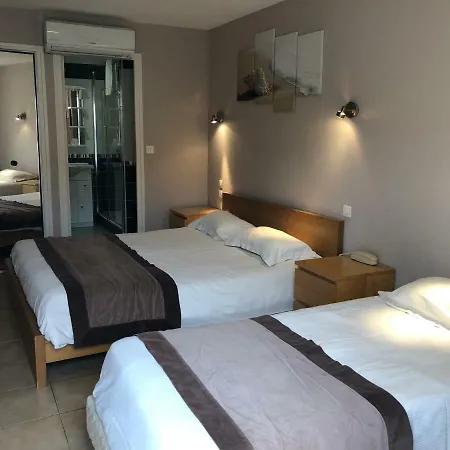 Otel Logis Restaurant Le Mirador 3*