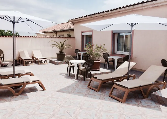 Hotel Logis Restaurant Le Mirador 3*