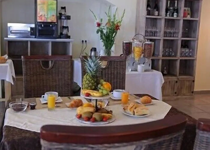 Otel Logis Restaurant Le Mirador 3*