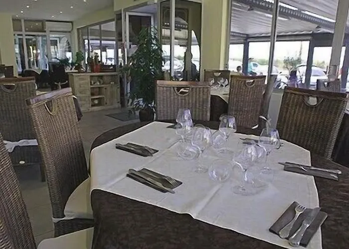 Logis Restaurant Le Mirador 3* Portiragnes