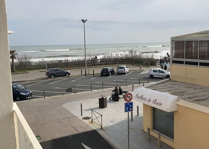 Logis Restaurant Le Mirador Otel Portiragnes